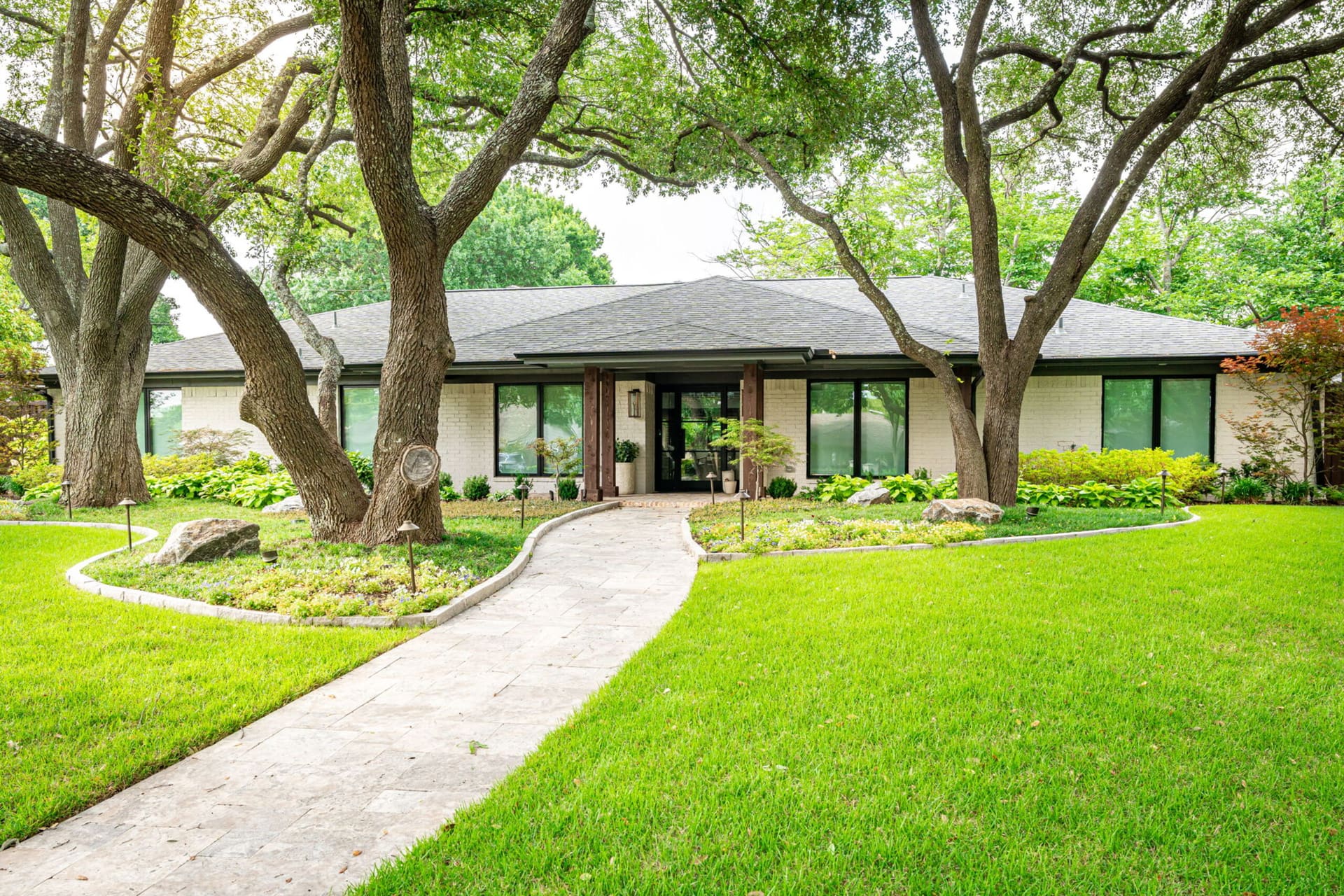 Outdoors with Custom Lighting Designs Wylie, TX