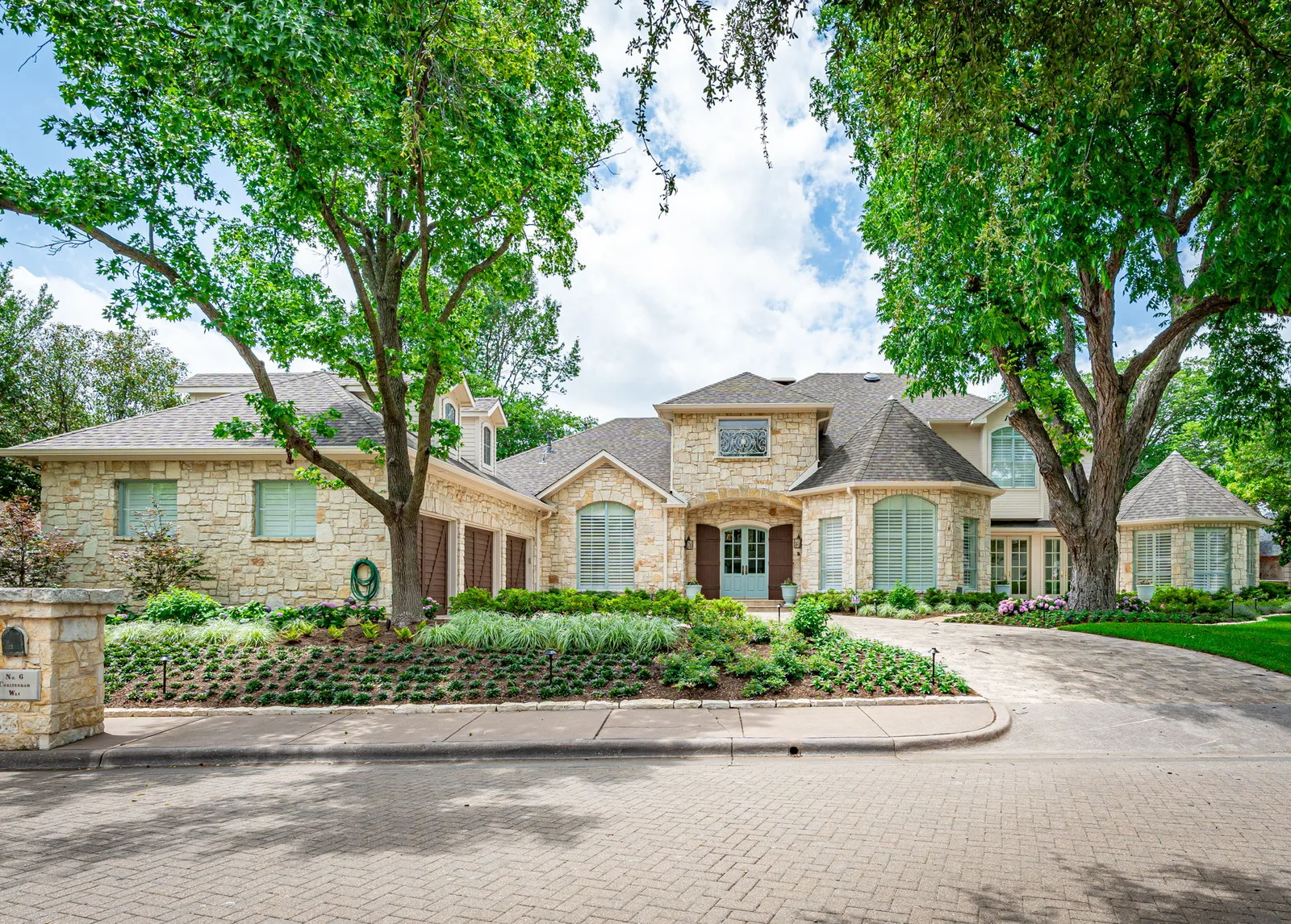 Combining Function and Form: How to Make Your Landscape Work Smarter in Dallas, TX