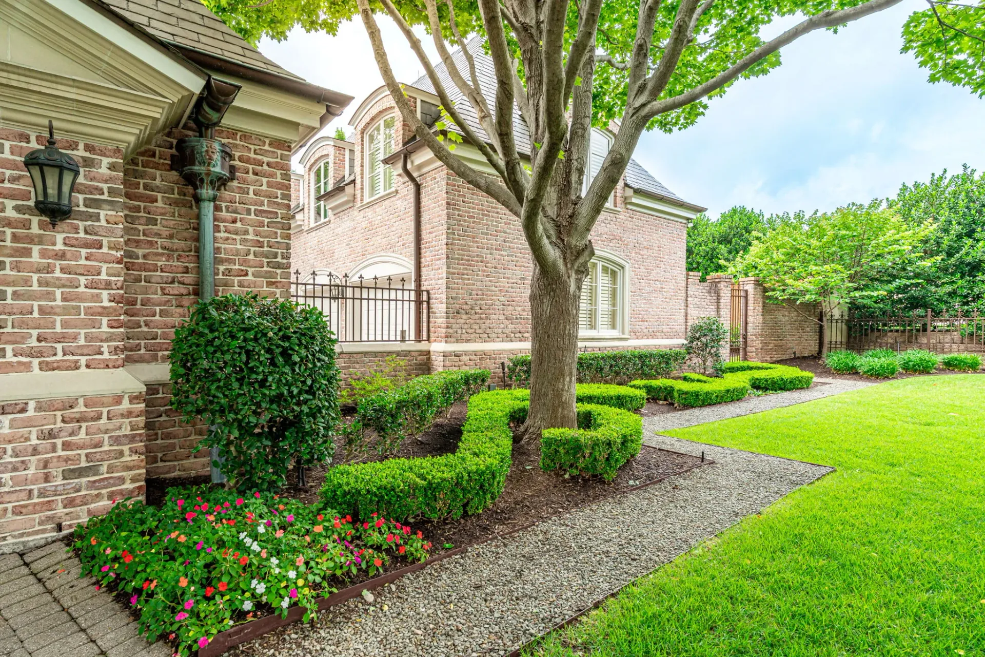 How Custom Stonework Improves Drainage Around Patios in Dallas and Preston Hollow, TX Homes