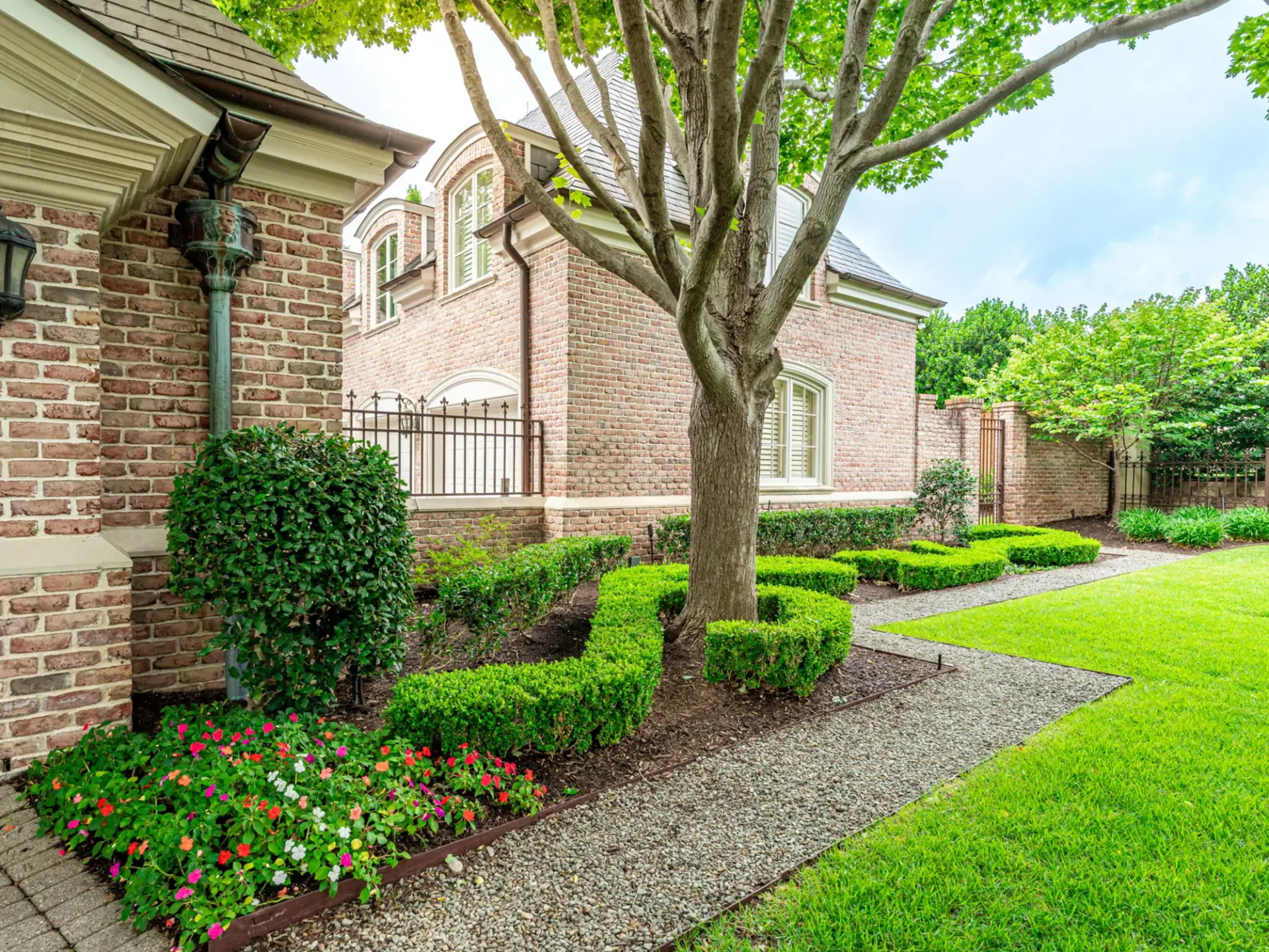 How Patio Surface Slope Protects Hardscape Installations From Water Damage In Dallas And Plano, TX