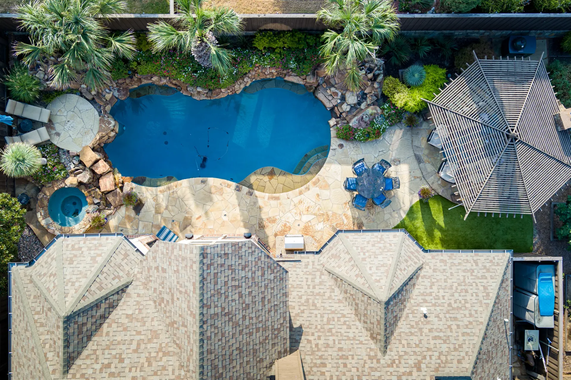 How to Extend Your Poolside Living Space with Multi-Level Landscaping Designs