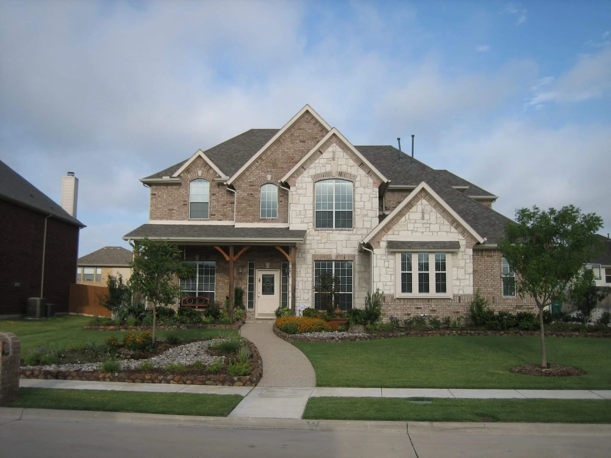 Front Yard Landscape in Murphy — image 2
