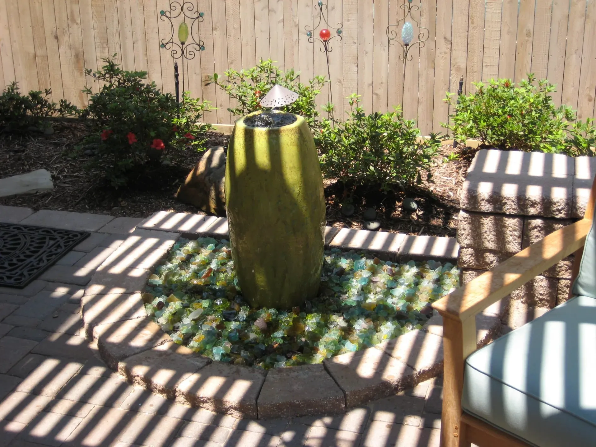 Paver Patio Wall & Fountain — image 7