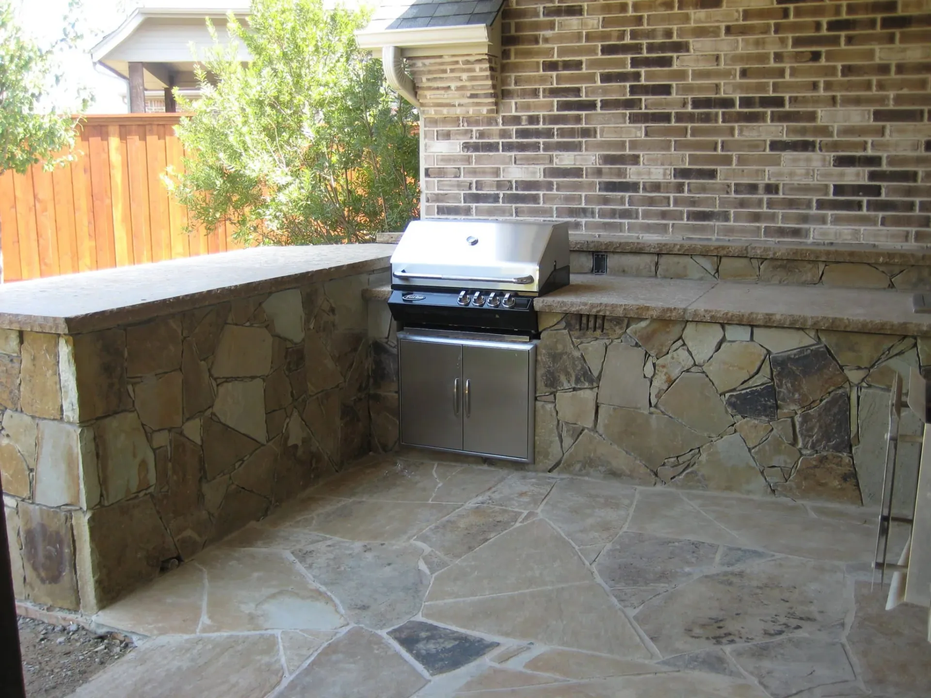 Outdoor Kitchen
