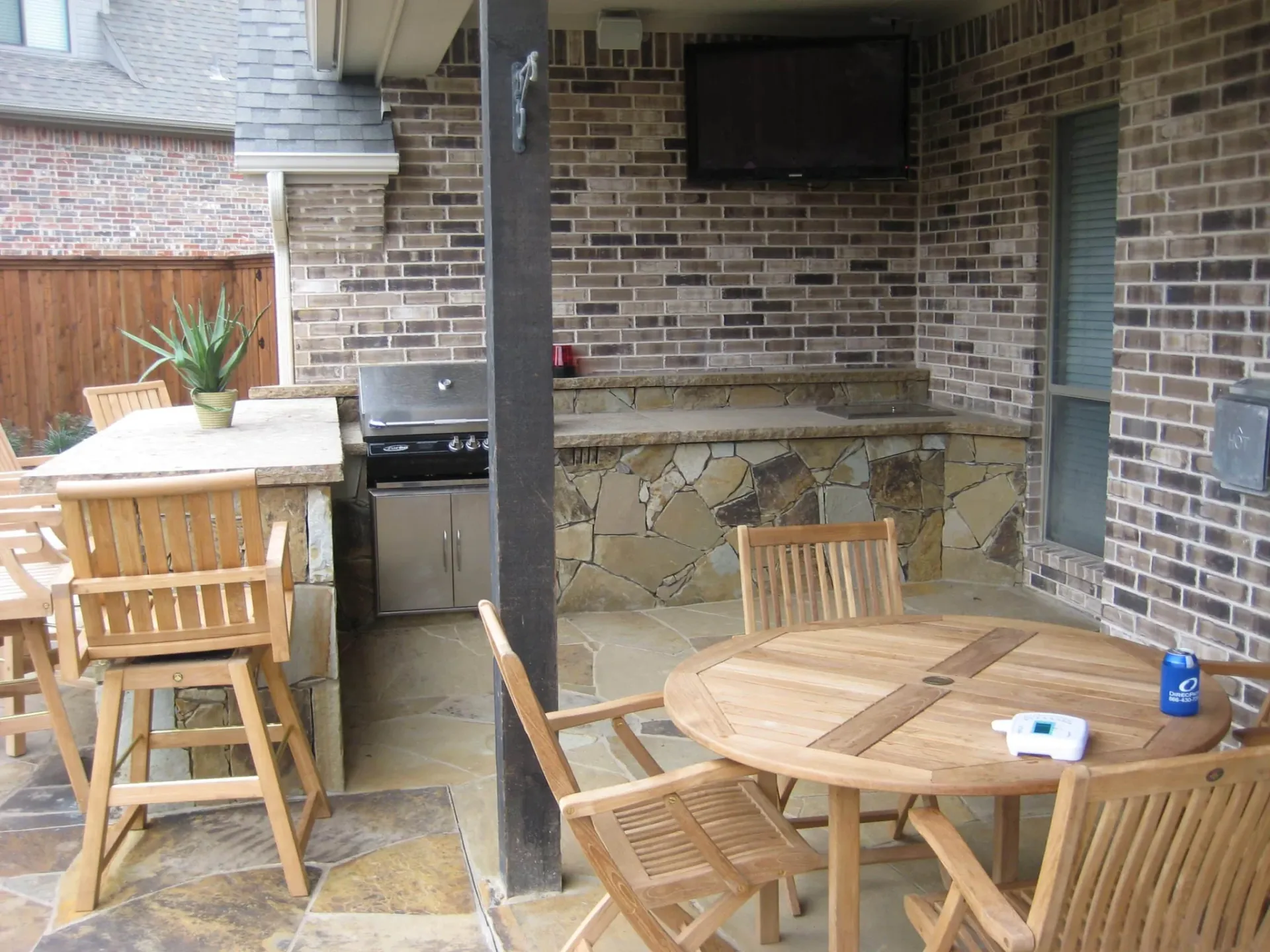Pool Landscape, Kitchen, Fire Pit — image 6