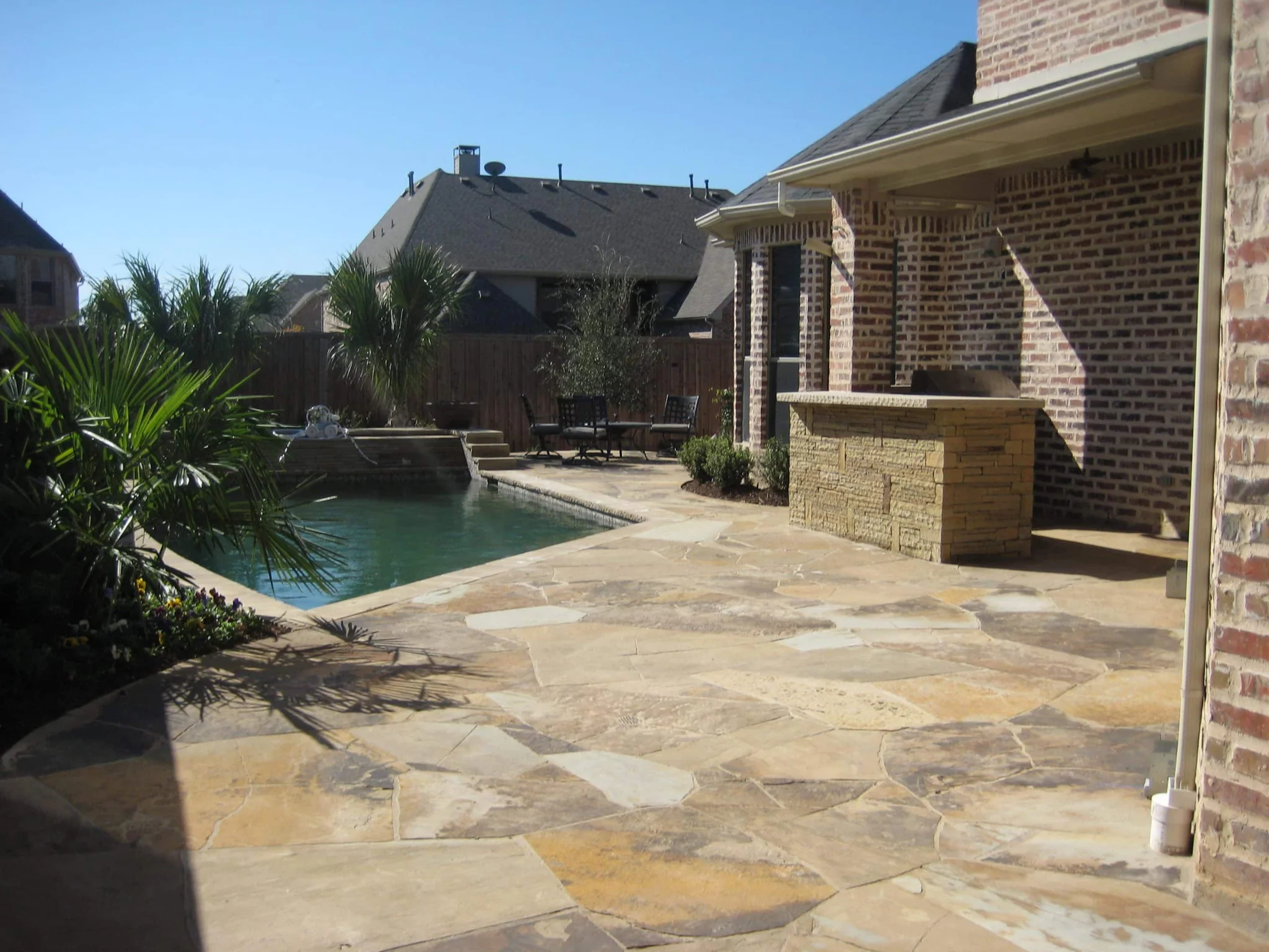 Pool Stonework & Outdoor Kitchen