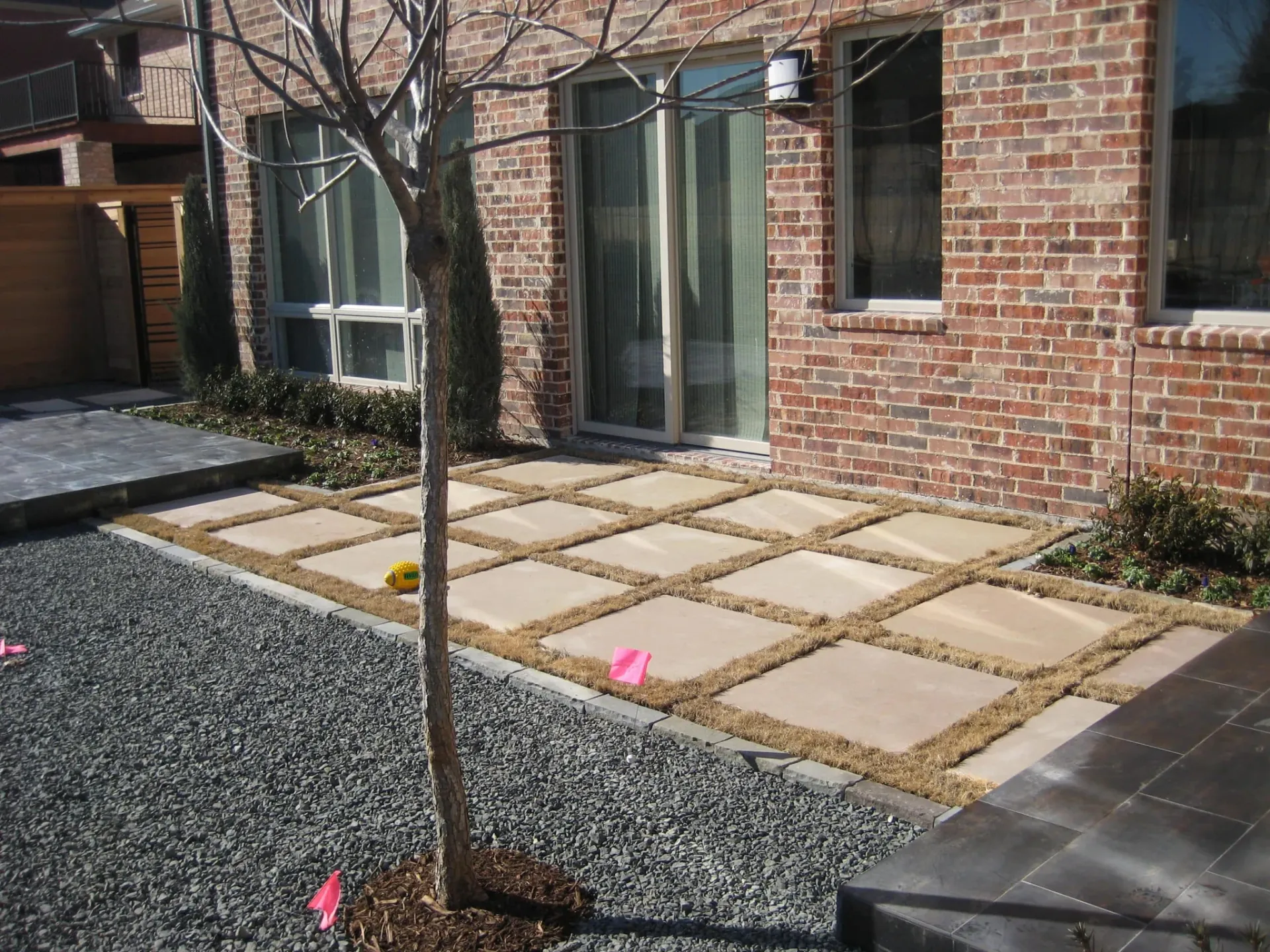 Courtyard Landscape — image 7