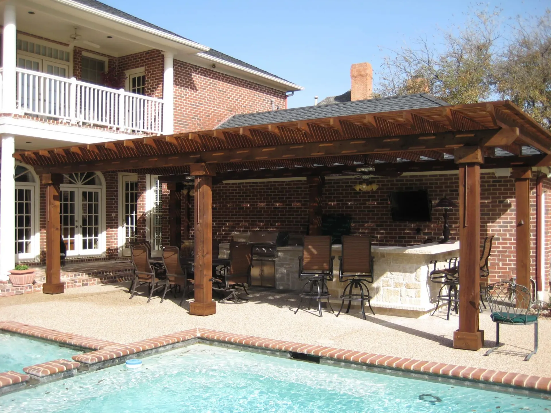 Pergola & Fireplace — image 2