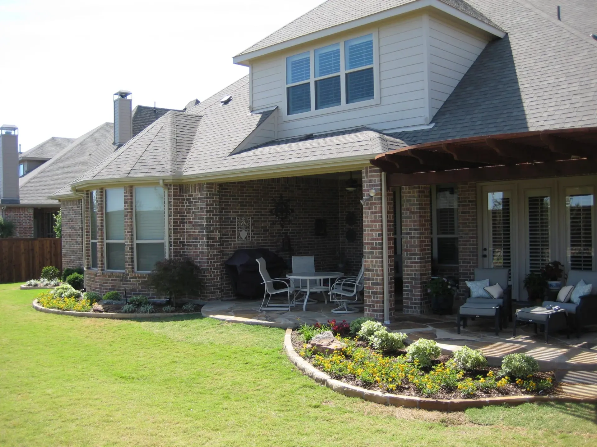 Backyard Patio Landscape — image 8