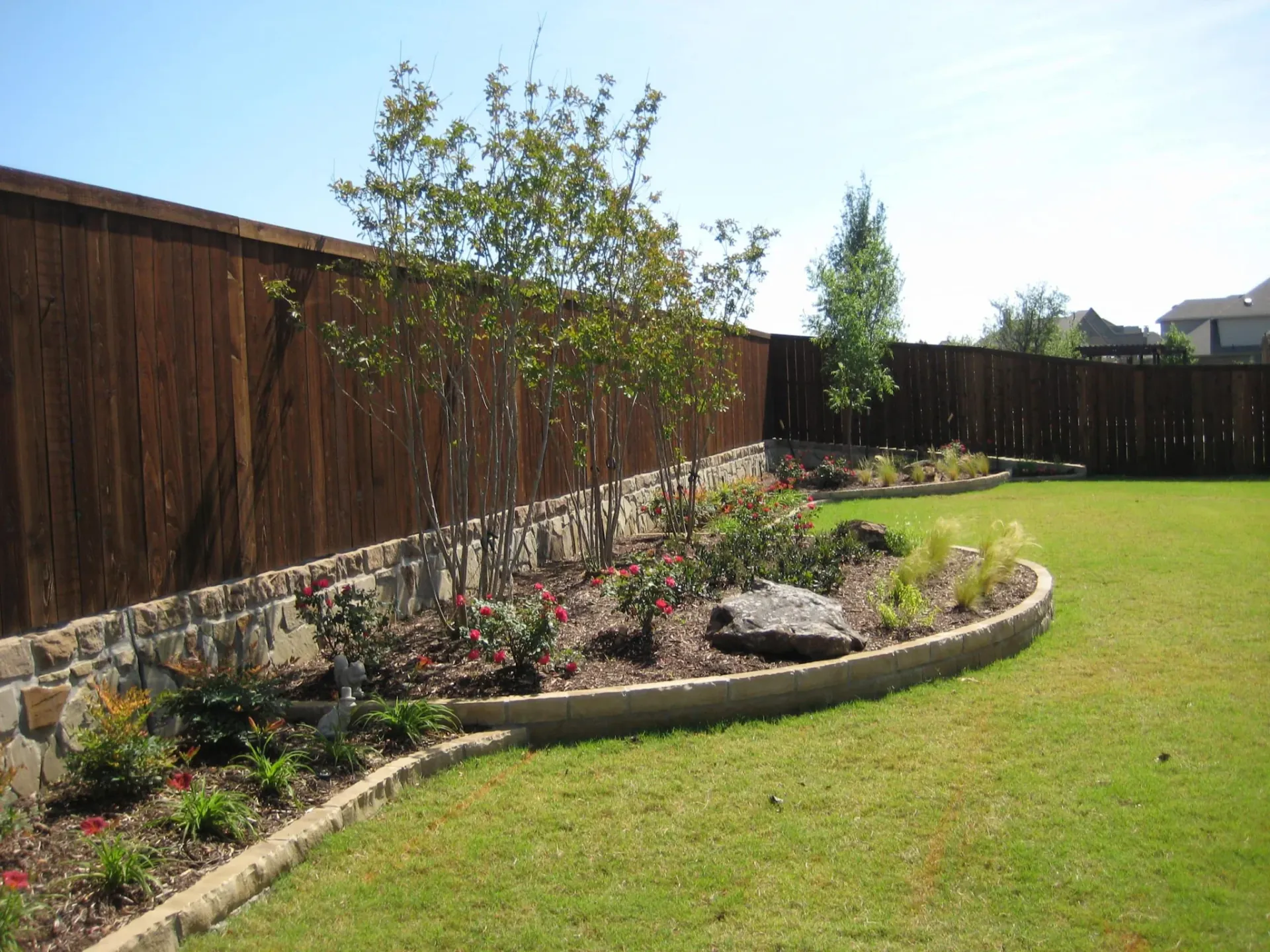 Backyard Patio Landscape — image 3