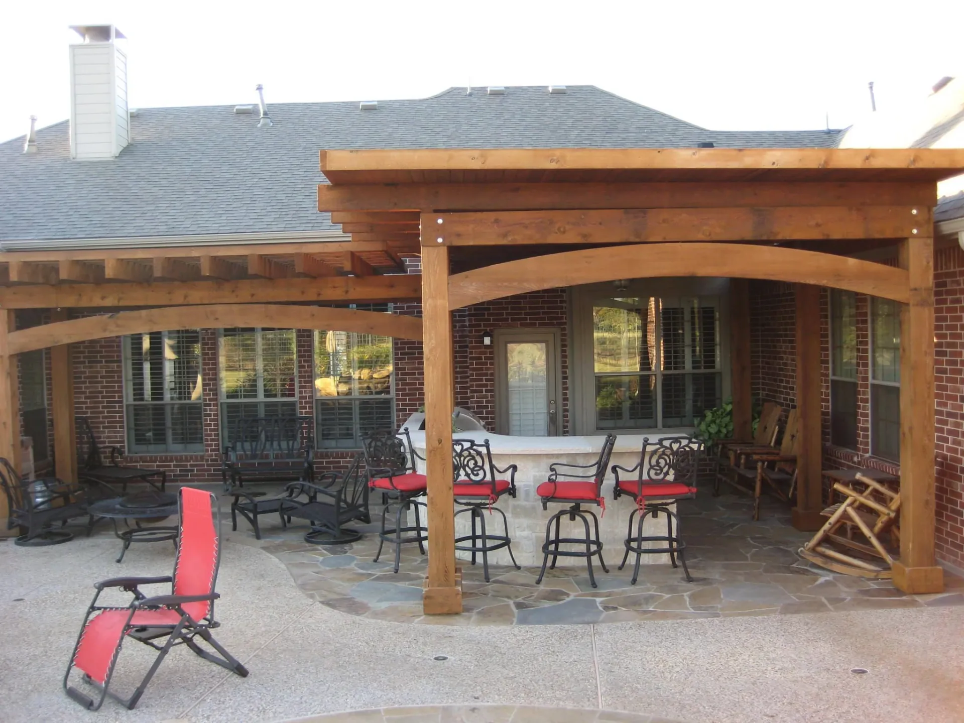 Outdoor Kitchen & Pergola — image 3