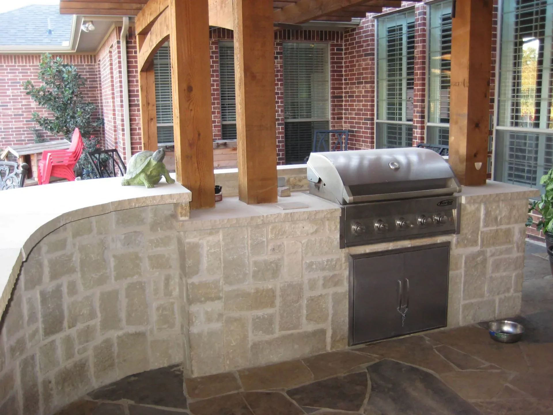 Outdoor Kitchen & Pergola — image 5