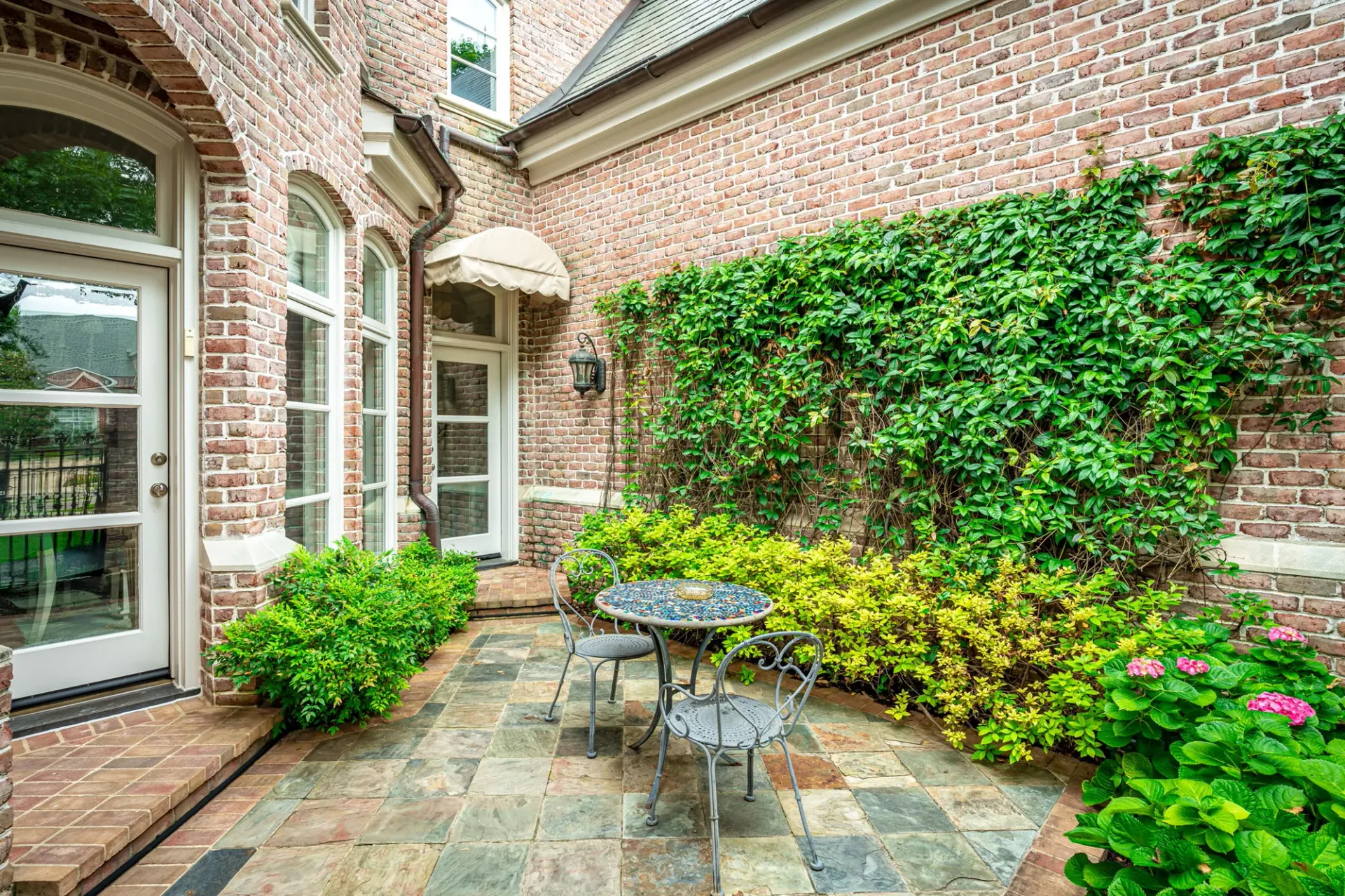 The Impact of Regular Landscape Maintenance on Property Longevity in Dallas, TX