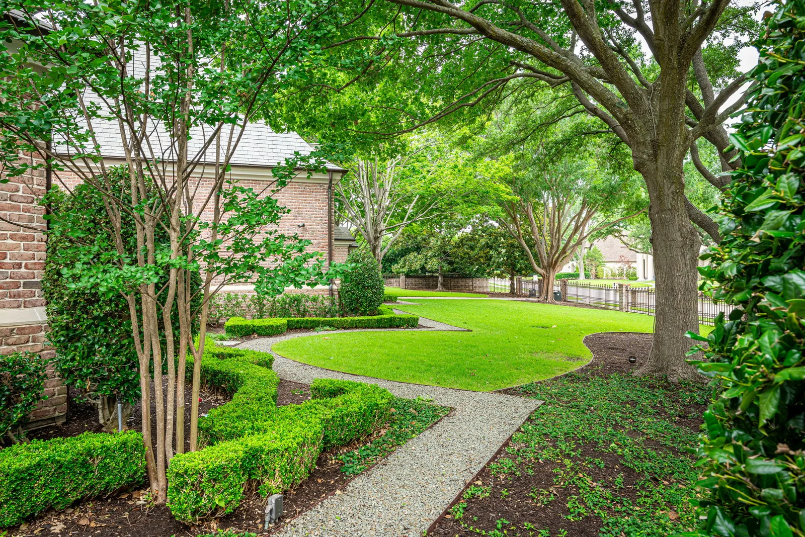 The Value of Hiring Local Landscape Designers for Custom Installations