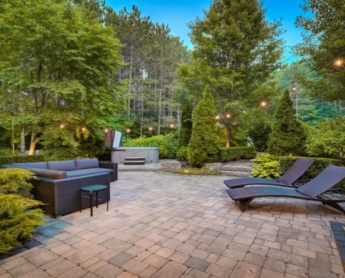 Hiring Local Landscaping Experts Makes a Difference